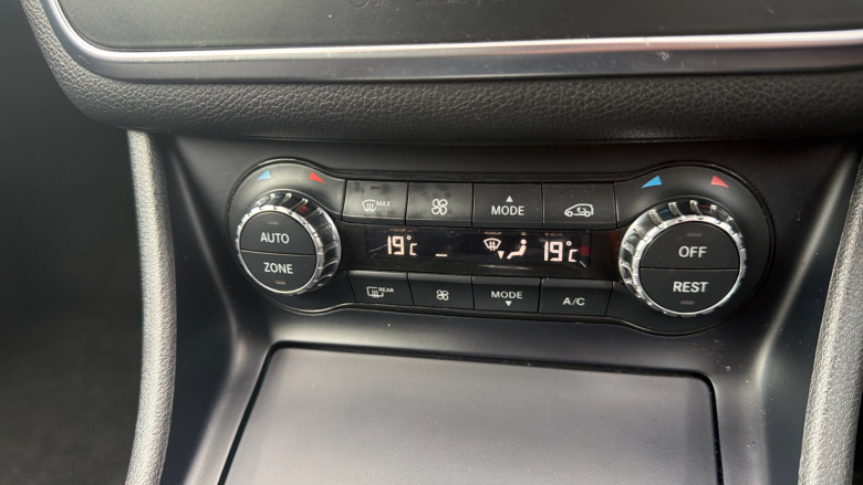 Mercedes-Benz CLA 220 CDI AMG Sport 4dr Tip Auto Diesel Saloon